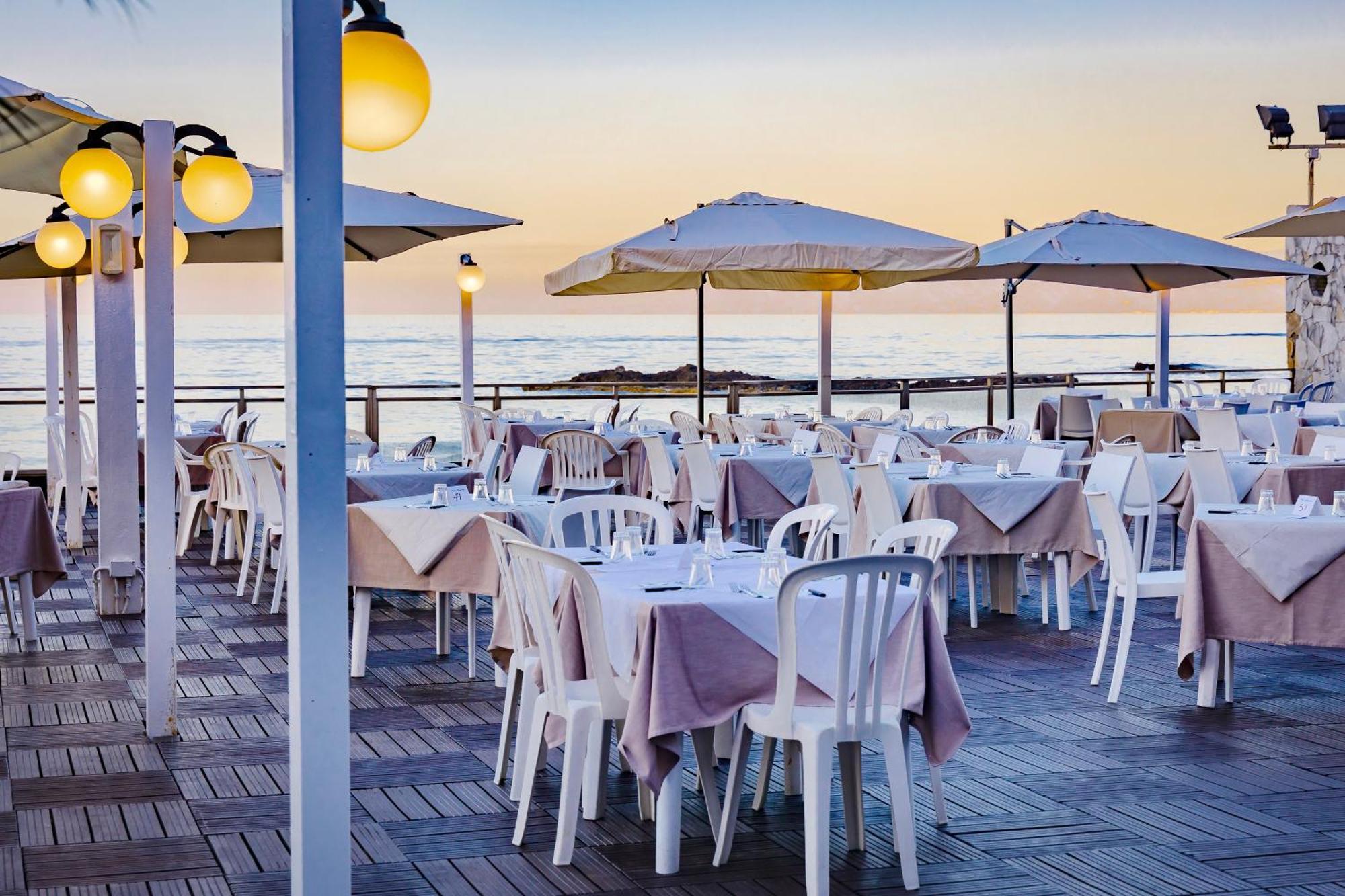 Riva Smeralda Camping Lodge ميلاتسو المظهر الخارجي الصورة