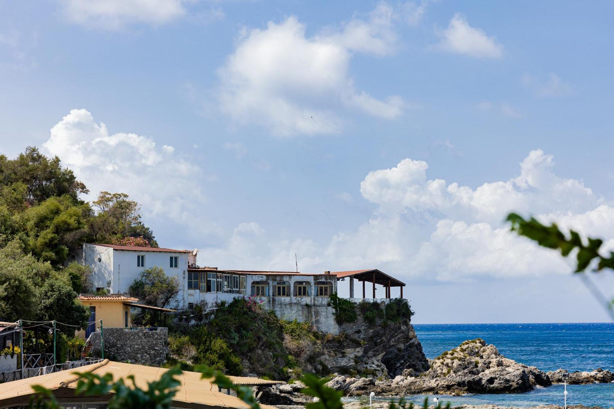 Riva Smeralda Camping Lodge ميلاتسو المظهر الخارجي الصورة